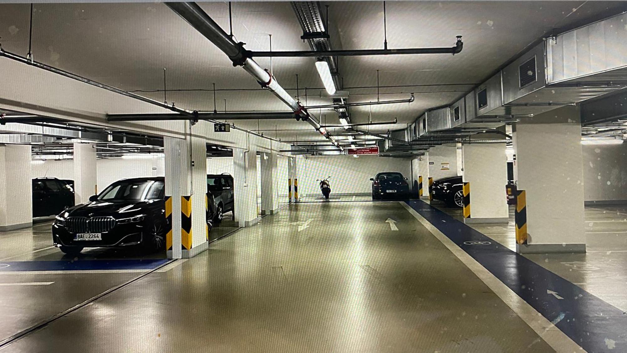 Residence Garden Tower - Parking Prag Exterior foto